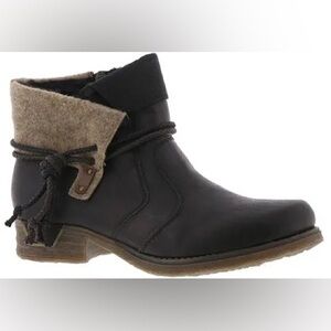 Rieker Black and Tan Ankle Boots